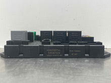 Load image into Gallery viewer, BODY CONTROL MODULE BCM COMPUTER Vanden Pl XJ XJL XJR 10-12 - NW556304