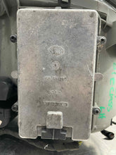 Load image into Gallery viewer, HEADLIGHT LAMP ASSEMBLY E320 E430 E500 E55 00 01 02 03 Left - NW558653