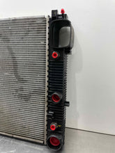 Load image into Gallery viewer, RADIATOR CL550 CL600 CL63 CL65 S350 S400 S450 Cdn S550 S600 S63 07-14 - NW520071