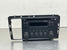 Load image into Gallery viewer, RADIO Volvo S60 V70 2005 05 2006 06 2007 07 - NW570827