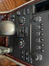 Load image into Gallery viewer, Temp Climate AC Heater Control Volvo S60 V70 2001 01 2002 02 03 04 05 06 07 - 09 - NW571107