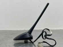 Load image into Gallery viewer, Radio Antenna Honda CR-V 2010 - NW567297
