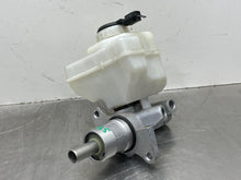 Load image into Gallery viewer, Brake Master Cylinder Land Rover LR4 2016 - NW566277