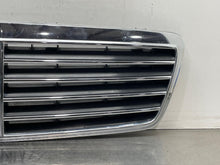 Load image into Gallery viewer, GRILL CLK320 CLK430 CLK55 1998 98 1999 99 00 01 02 03 - NW571819