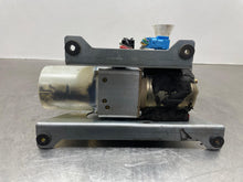 Load image into Gallery viewer, Convertible Top Motor MERCEDES CLK 2001 - NW571644