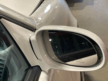 Load image into Gallery viewer, SIDE VIEW MIRROR CLK55 CLK320 CLK430 00 01 02 03 Right - NW571646