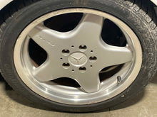 Load image into Gallery viewer, WHEEL RIM 230 SLK CLK320 CLK430 CLK500 CLK55 SLK230 98-03 17x8-1/2 - NW571759