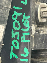 Load image into Gallery viewer, TAIL LIGHT LAMP ASSEMBLY Pilot 2016 16 2017 17 2018 18 Left - NW572125