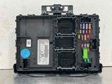Load image into Gallery viewer, Fuse Box CORSAIR 2020 - NW333992