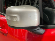 Load image into Gallery viewer, Side View Door Mirror Jeep Renegade 2016 - NW570657
