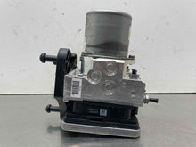 Load image into Gallery viewer, ABS Pump MERCEDES E-CLASS 2017 - NW572181