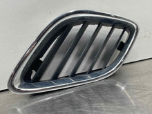 Load image into Gallery viewer, GRILL Saab 9-5 2002 02 2003 03 2004 04 2005 05 - NW98685