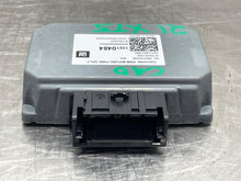 Load image into Gallery viewer, Inverter Cadillac XT5 2021 - NW578446