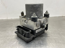 Load image into Gallery viewer, ABS PUMP SUBARU FORESTER 2006 07 08 AUTO - NW582917