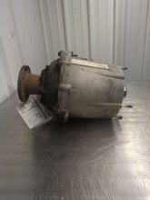 Load image into Gallery viewer, TRANSFER CASE Dodge Nitro 2009 09 2010 10 2011 11 - NW573857