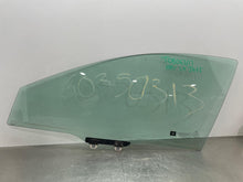 Load image into Gallery viewer, Front Door Glass Honda HR-V 2017 - NW556669