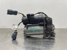 Load image into Gallery viewer, SUSPENSION AIR COMPRESSOR PUMP LR3 LR4 Range Rover Sport 05-16 - NW534242