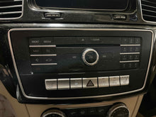 Load image into Gallery viewer, Radio MERCEDES GLS-CLASS 2017 - NW573973