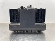 Load image into Gallery viewer, Fuse Box Lincoln MKZ 2013 - NW494821