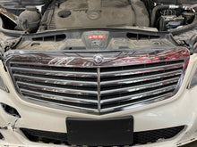 Load image into Gallery viewer, GRILLE Mercedes-Benz E300 E350 E400 E550 E63 10 11 12 13 - NW535871