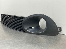 Load image into Gallery viewer, Grille SAAB 9-5 2006 - NW98683
