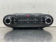 Load image into Gallery viewer, Temperature Controls Kia Sorento 2016 - NW575867