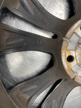 Load image into Gallery viewer, Wheel Rim INFINITI QX30 2017 - NW575805