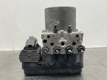 Load image into Gallery viewer, ABS Pump RAV4 2015 - NW576303