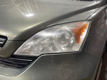 Load image into Gallery viewer, HEADLIGHT LAMP ASSEMBLY Honda CR-V 07 08 09 10 11 Left - NW576245