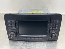 Load image into Gallery viewer, RADIO Mercedes ML350 ML500 ML320 2006 06 2007 07 2008 08 - NW577458