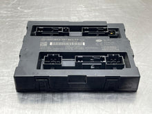 Load image into Gallery viewer, BODY CONTROL MODULE BCM COMPUTER Audi Q5 09 10 11 12 - NW277297
