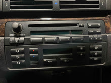 Load image into Gallery viewer, RADIO 320i 325ci 325i 330ci 330i 330xi M3 01 02 03 04 05 06 - NW577996