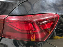 Load image into Gallery viewer, OUTER TAIL LIGHT LAMP Kia Forte 2019 19 2020 20 Right - NW578271