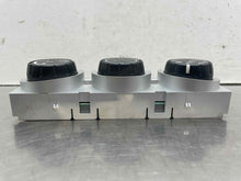 Load image into Gallery viewer, AC HEATER TEMP CONTROL Nissan 350Z 2004 04 - NW579113