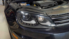 Load image into Gallery viewer, Headlight Lamp Assembly Volkswagen EOS 2015 - NW579115