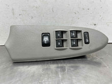 Load image into Gallery viewer, FRONT DOOR WINDOW SWITCH Trailblazer Trailblazer Ext 06-09 Left - NW551108