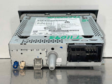Load image into Gallery viewer, Radio PROMASTER 1500 VAN 2018 - NW580171
