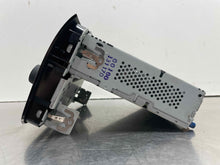 Load image into Gallery viewer, Radio PROMASTER 1500 VAN 2018 - NW580171