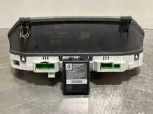 Load image into Gallery viewer, SPEEDOMETER CLUSTER Volvo C70 1999 99 2000 00 2001 01 - NW162343