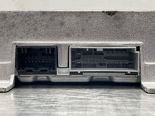 Load image into Gallery viewer, RADIO AMPLIFIER Edge Escape Expedition Explorer Explorer 08-17 - NW581547