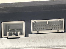 Load image into Gallery viewer, RADIO AMPLIFIER Volvo C70 S60 S80 V70 XC60 XC70 2007-2017 - NW581552