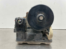 Load image into Gallery viewer, ABS Pump SIERRA 2500 PICKUP 2002 - NW581716