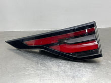 Load image into Gallery viewer, TAIL LIGHT LAMP ASSEMBLY Discovery 17 18 19 LOWER Left - NW582130