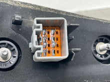 Load image into Gallery viewer, TAIL LIGHT LAMP ASSEMBLY Discovery 17 18 19 LOWER Left - NW582130