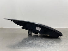 Load image into Gallery viewer, TAIL LIGHT LAMP ASSEMBLY Discovery 17 18 19 LOWER Left - NW582130