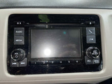 Load image into Gallery viewer, Radio Honda HR-V 2020 - NW582207