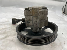 Load image into Gallery viewer, POWER STEERING PUMP Escape Tribute 2001 01 02 03 04 - NW162680