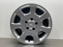 Load image into Gallery viewer, WHEEL RIM C230 C280 C350 C55 2006 06 16x7 - NW583917