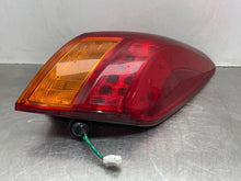 Load image into Gallery viewer, OUTER TAIL LIGHT LAMP Nissan Murano 2009 09 2010 10 Right - NW584429
