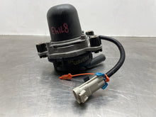 Load image into Gallery viewer, Air Injection Pump Smog Chevrolet Corvette 2000 - NW584309